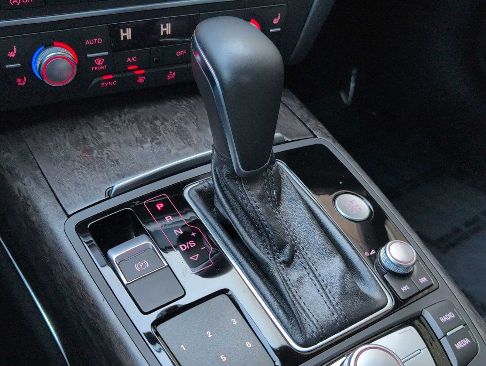 Thumbnail: 2017 Audi A6 - 32