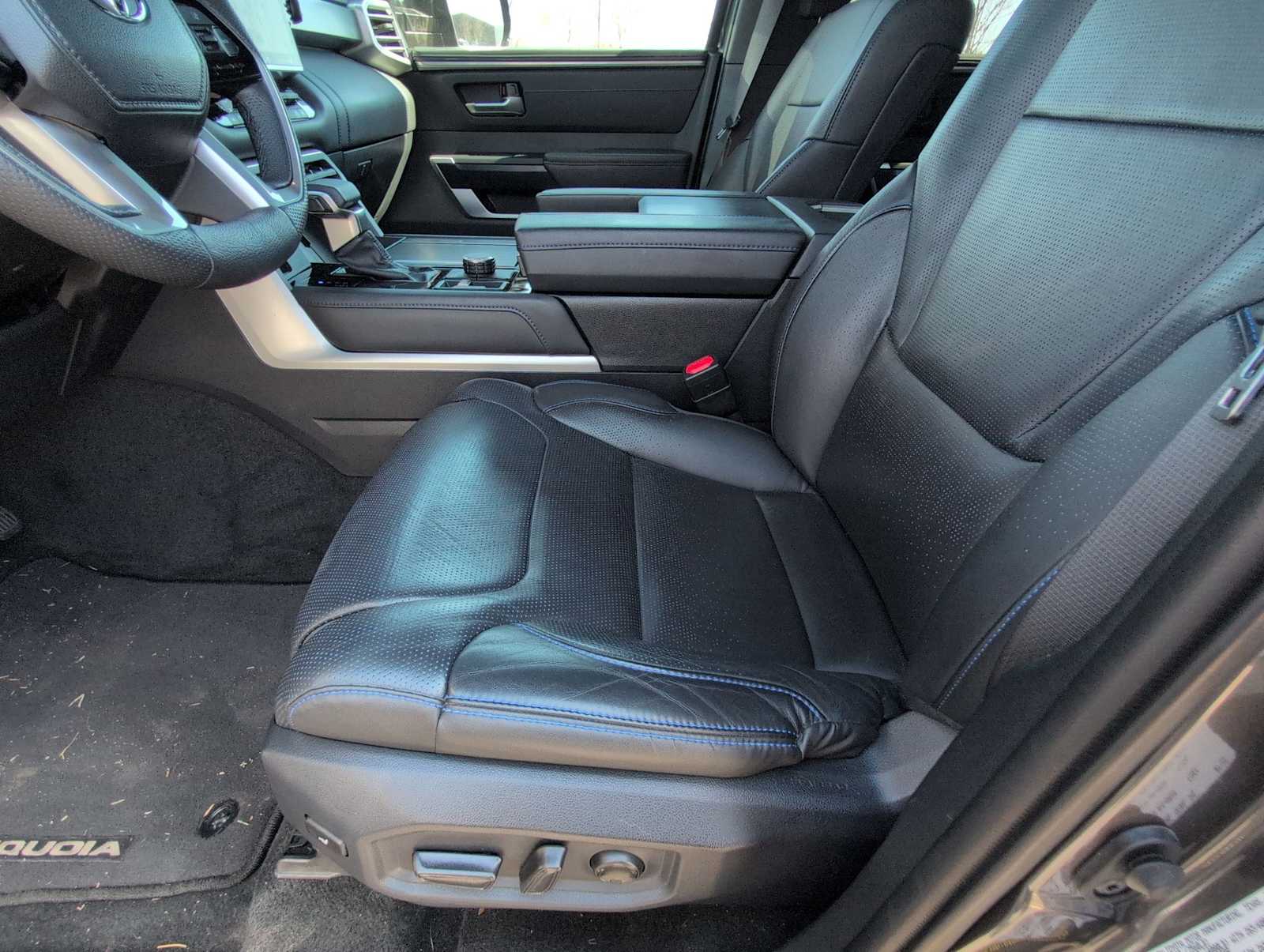 Thumbnail: 2023 Toyota Sequoia - 16