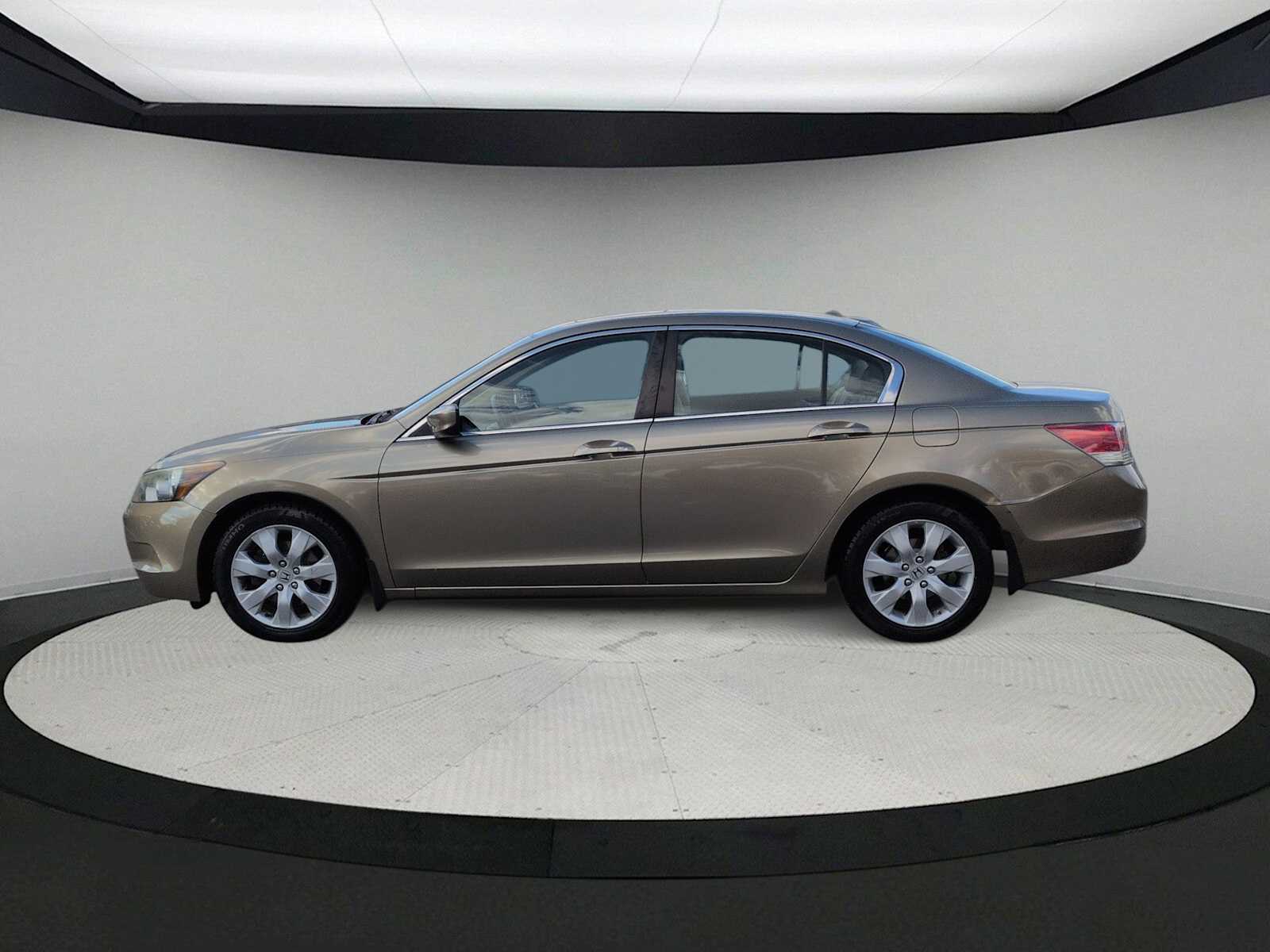 Thumbnail: 2010 Honda Accord - 5