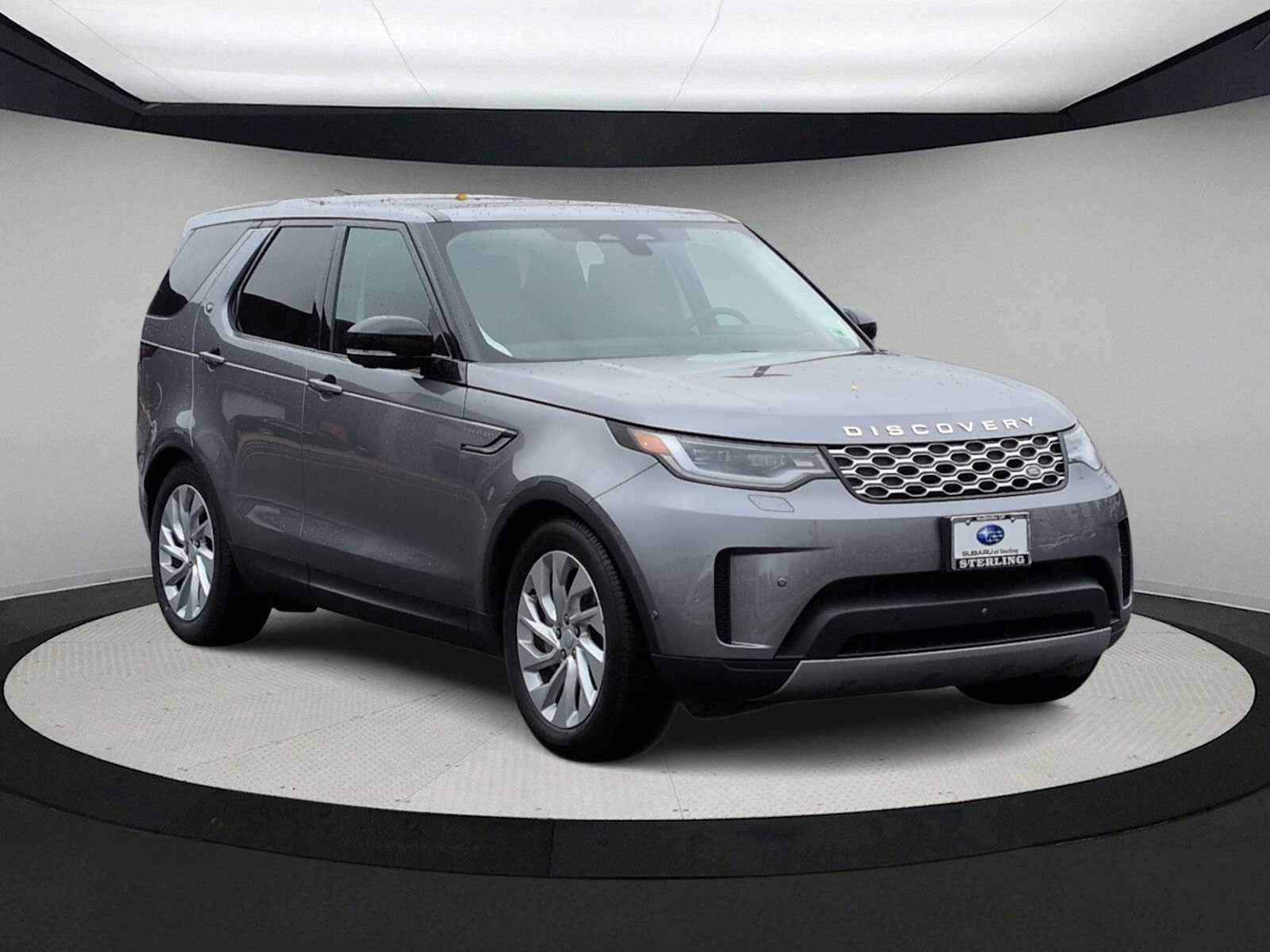 Thumbnail: 2024 Land Rover Discovery - 2