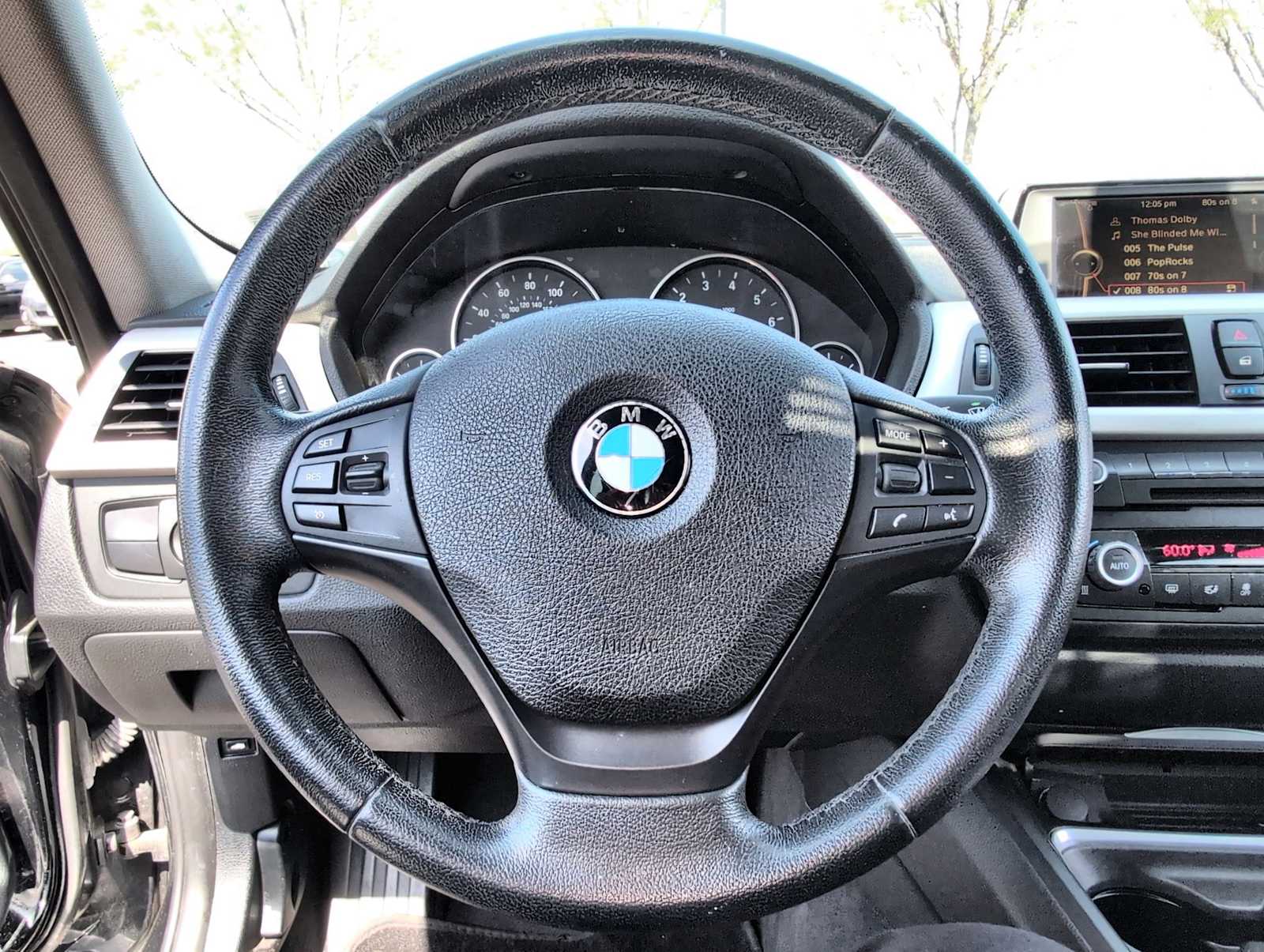 Thumbnail: 2014 BMW 3 Series - 21