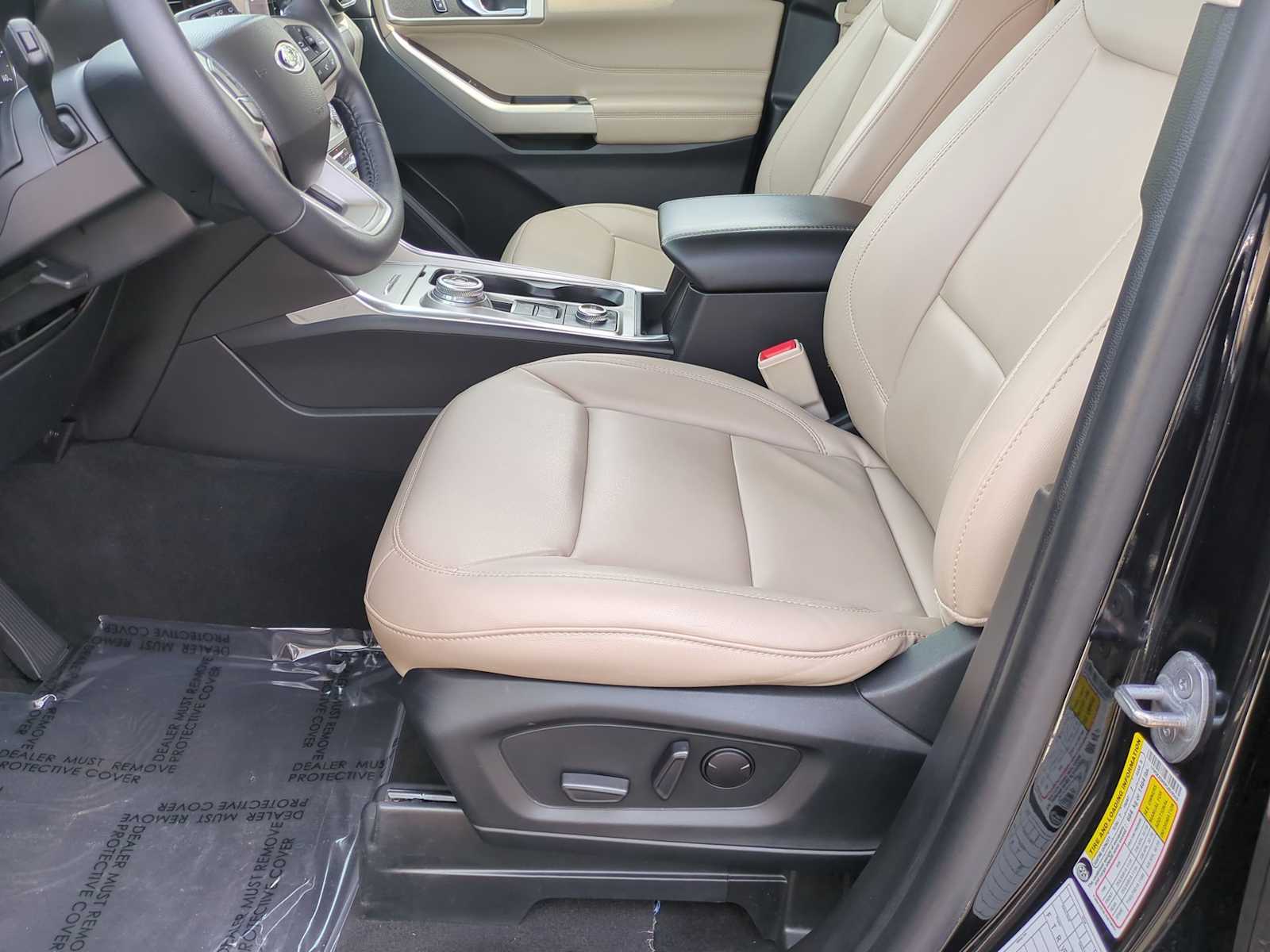 Thumbnail: 2023 Ford Explorer - 17