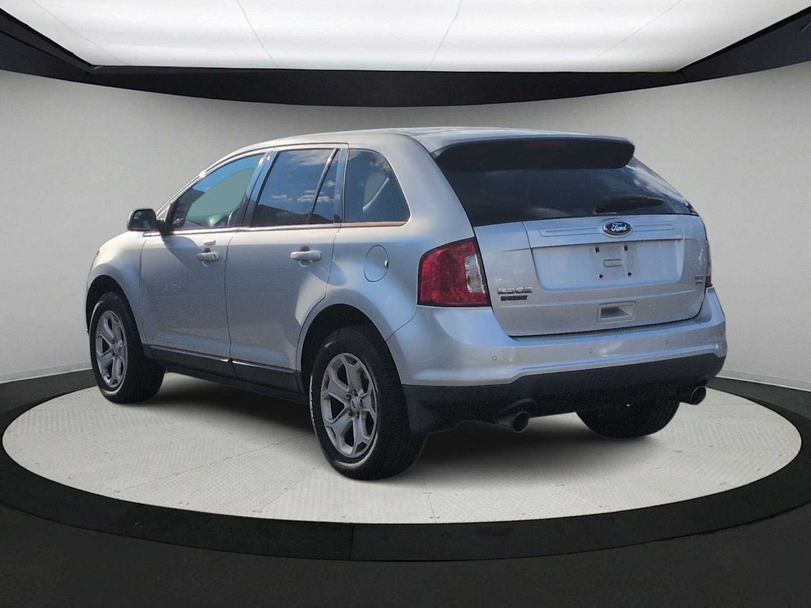 Thumbnail: 2013 Ford Edge - 6