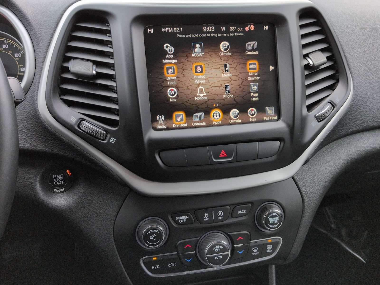 Thumbnail: 2015 Jeep Cherokee - 29