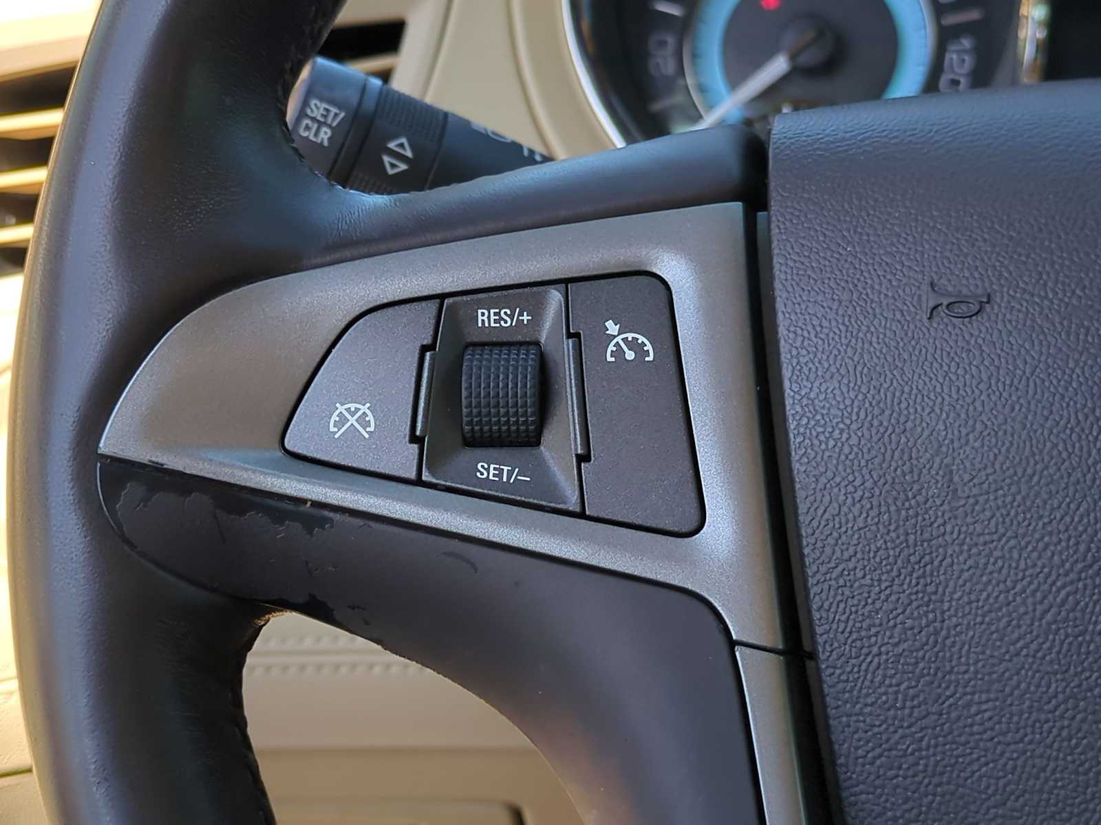2011 Buick LaCrosse CXS 19