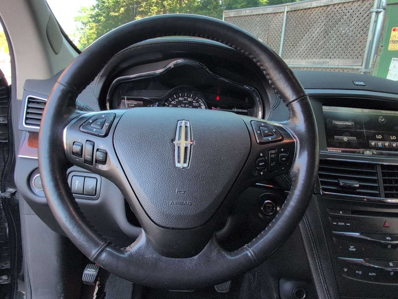 Thumbnail: 2014 Lincoln MKT - 21