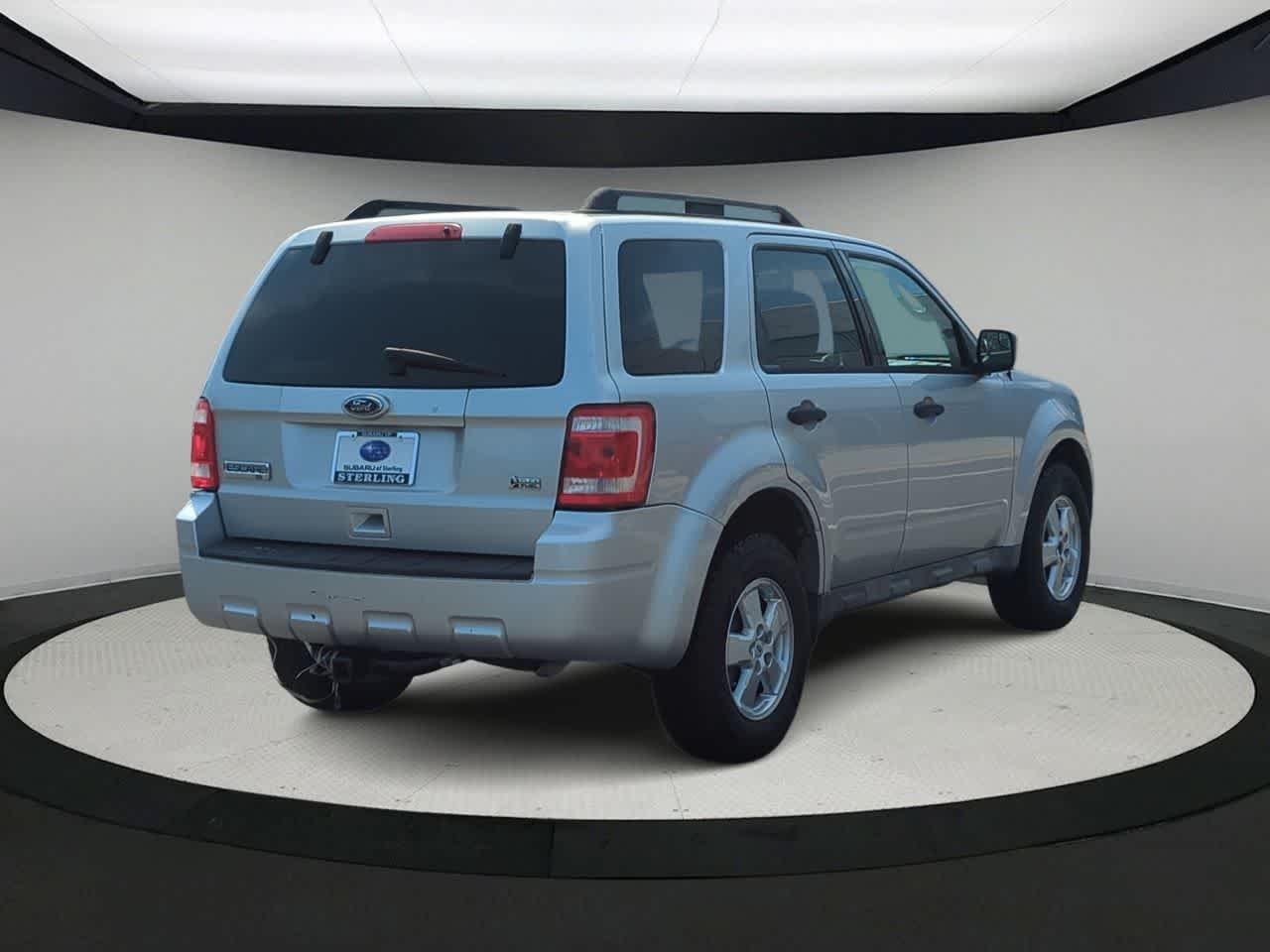 Thumbnail: 2010 Ford Escape - 7