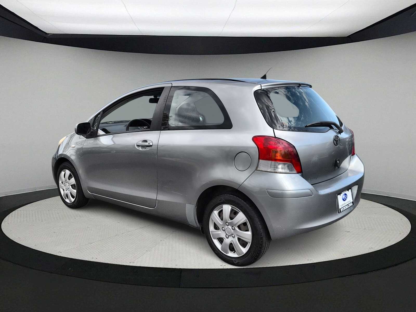 Thumbnail: 2010 Toyota Yaris - 6