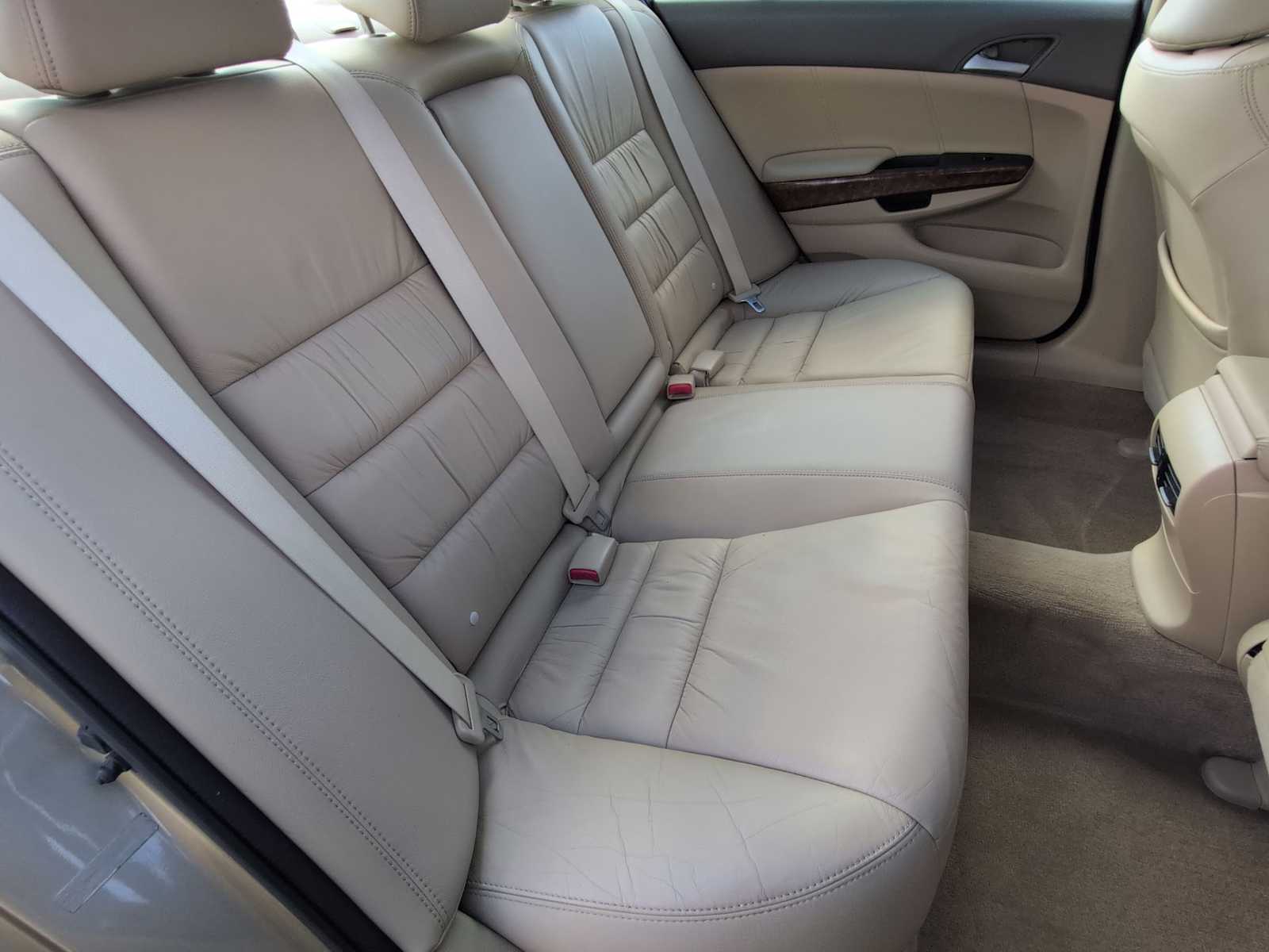 Thumbnail: 2010 Honda Accord - 21