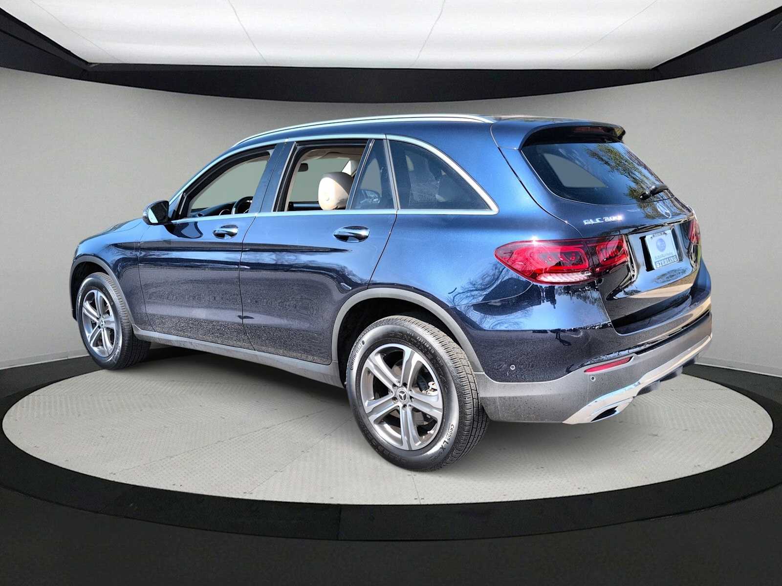 Thumbnail: 2022 Mercedes-Benz GLC - 6