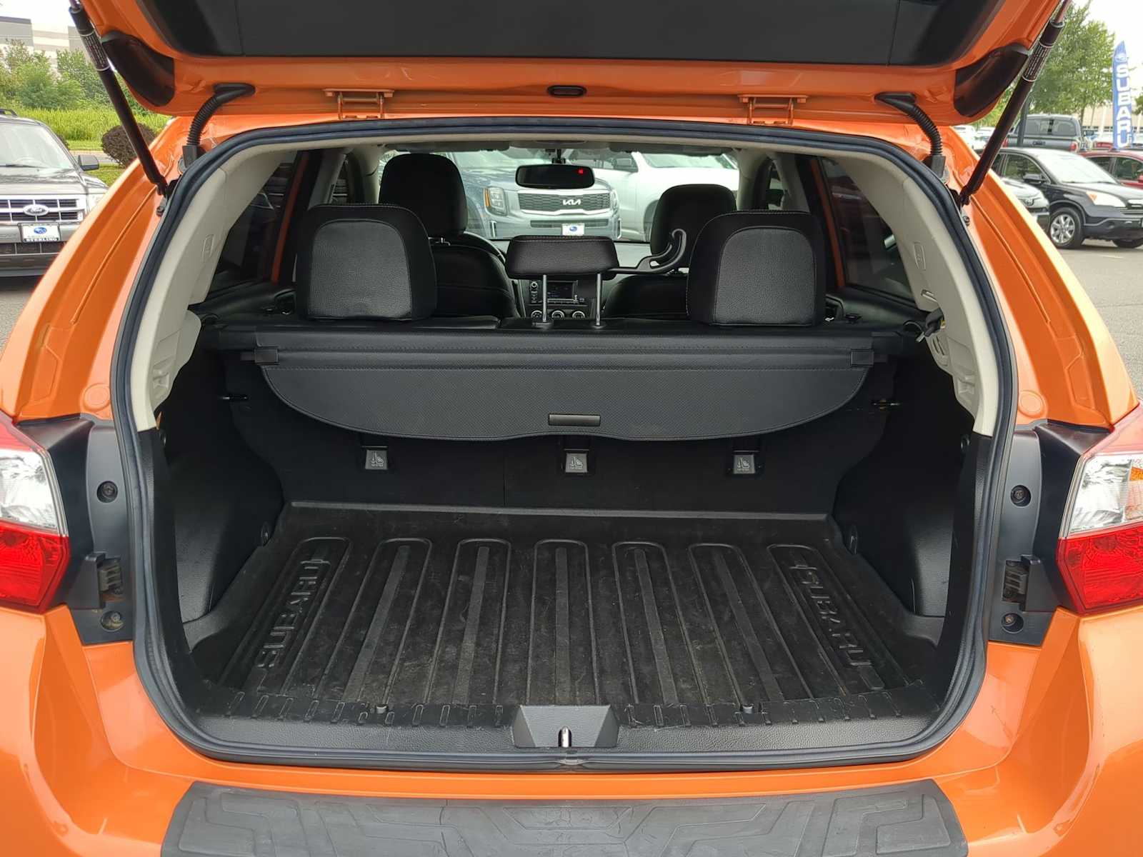 Thumbnail: 2014 Subaru XV Crosstrek - 32
