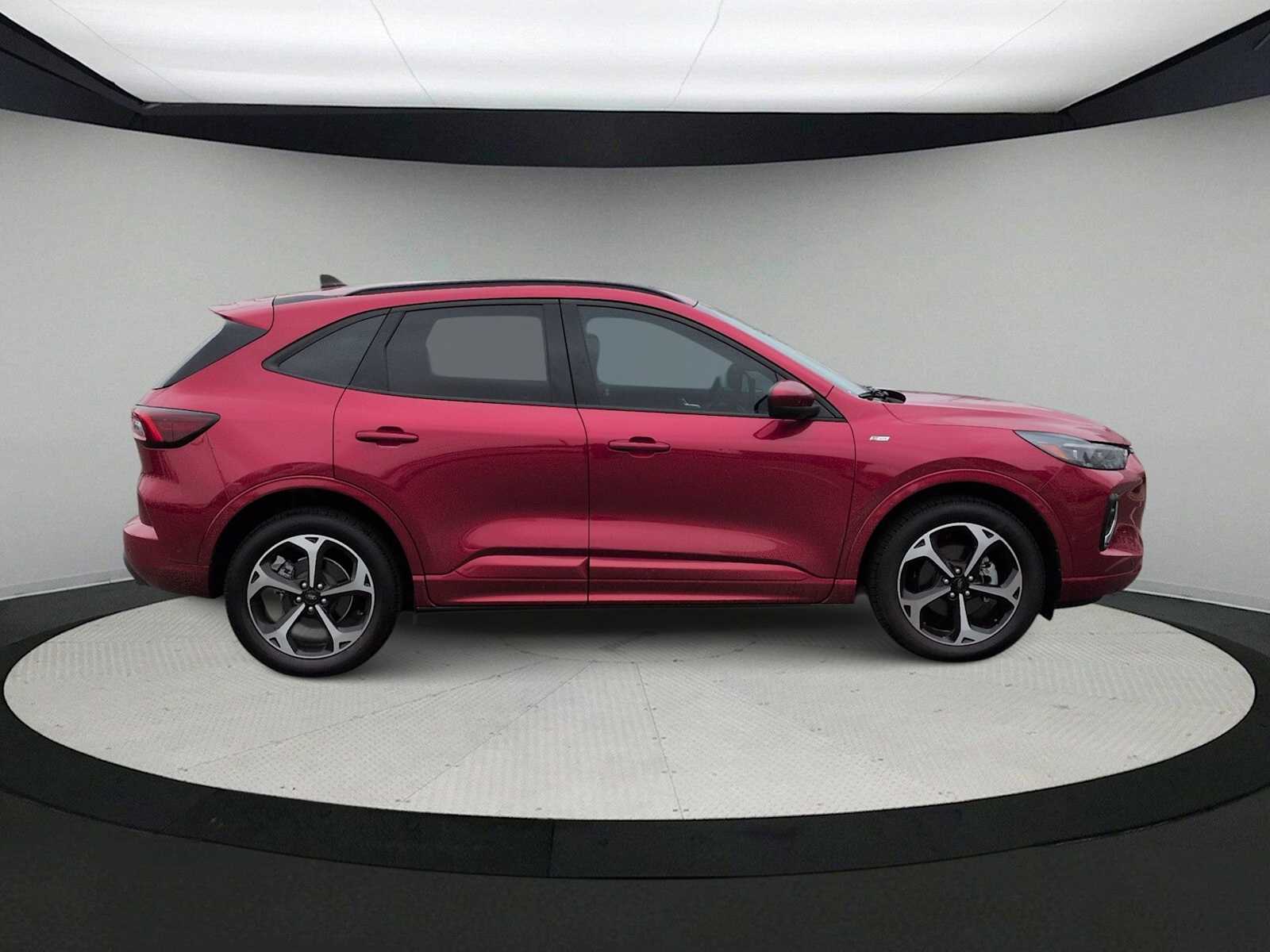 Thumbnail: 2023 Ford Escape - 9