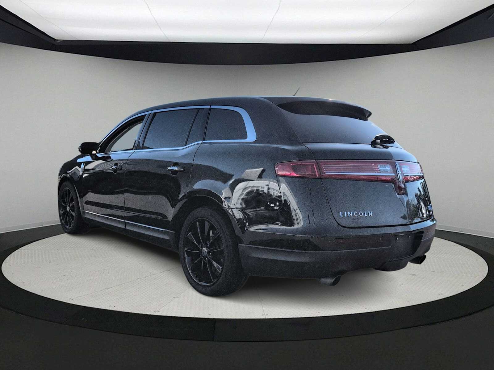 Thumbnail: 2014 Lincoln MKT - 5
