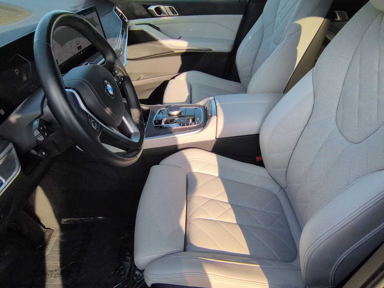 Thumbnail: 2024 BMW X5 - 10