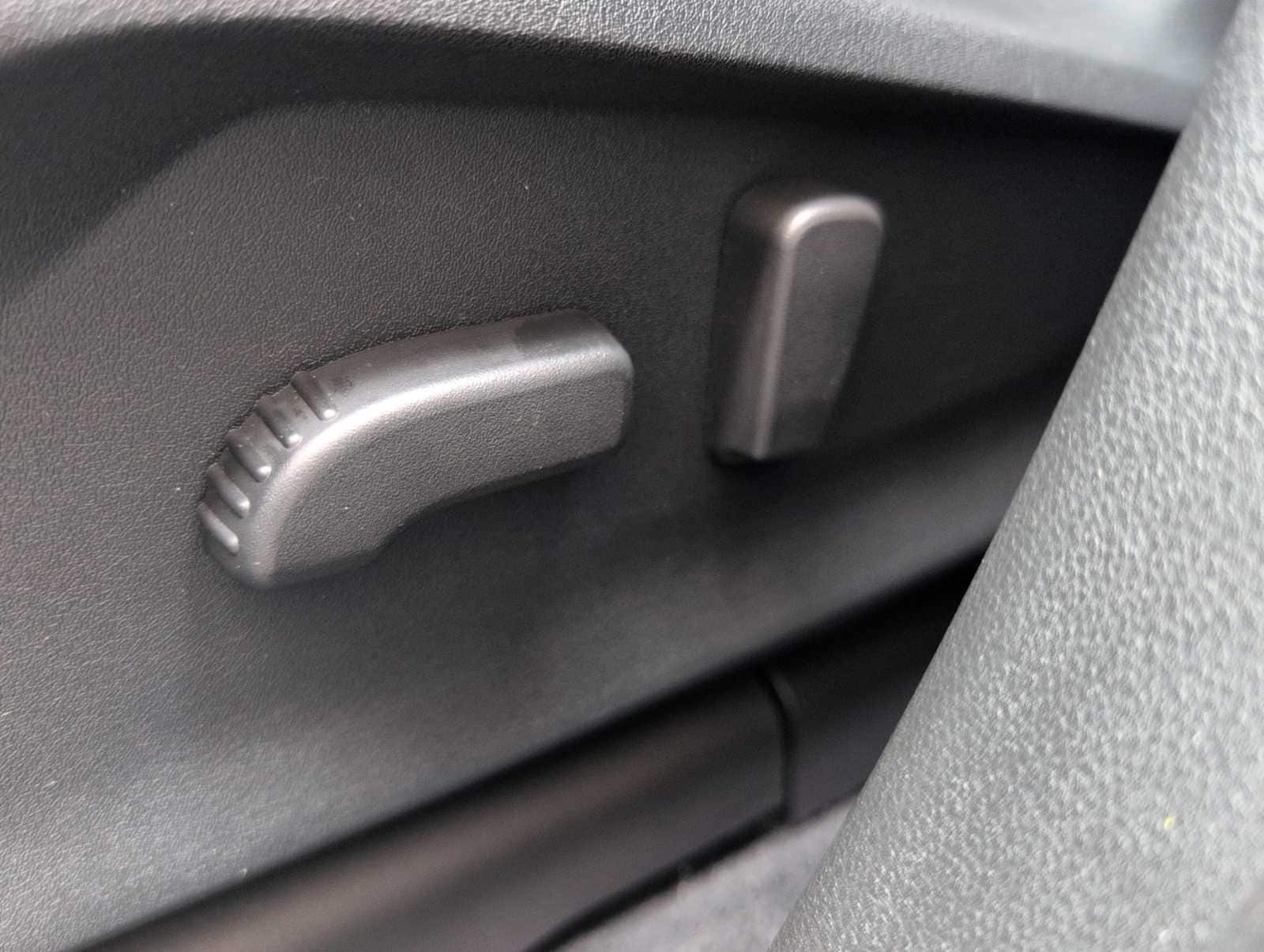 Thumbnail: 2026 Subaru Ascent - 17