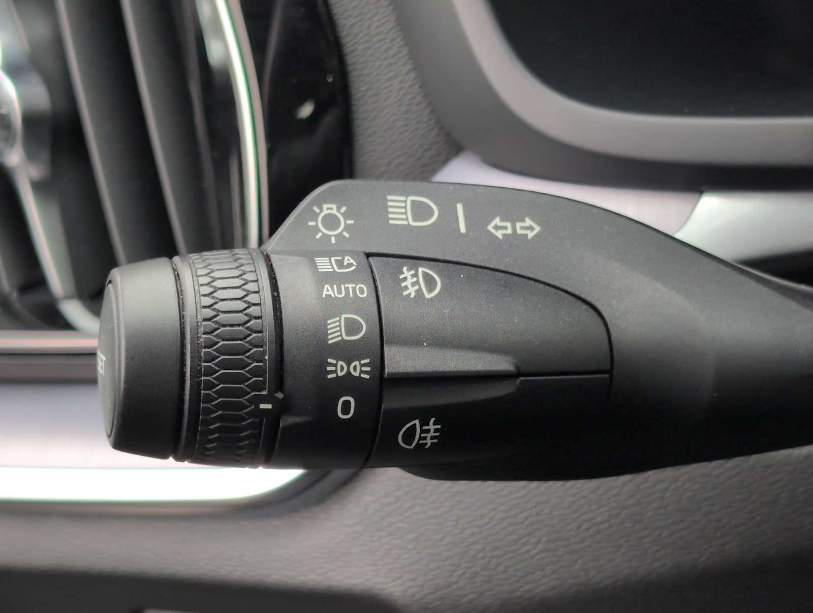 Thumbnail: 2024 Volvo S60 - 26