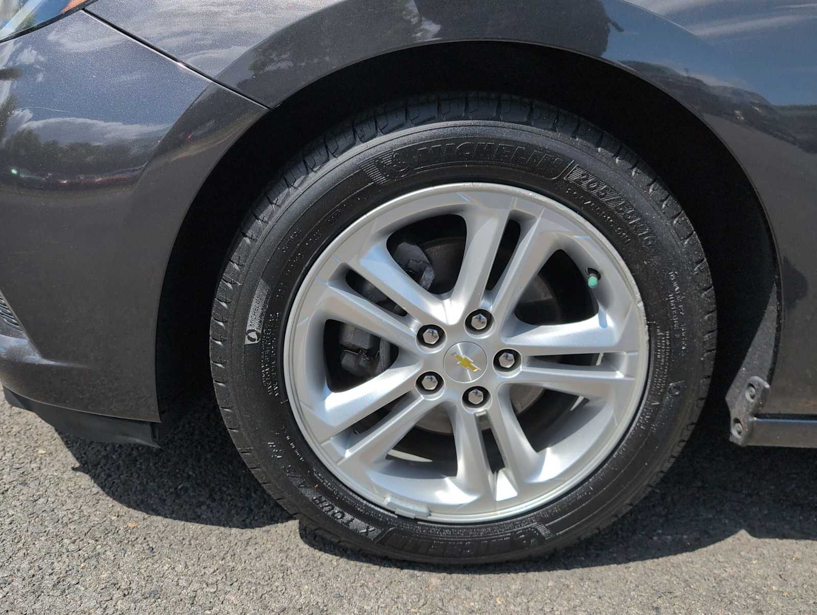 Thumbnail: 2017 Chevrolet Cruze - 14