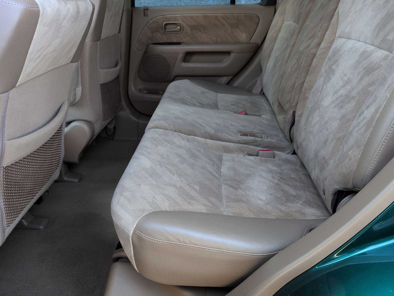 Thumbnail: 2004 Honda CR-V - 20