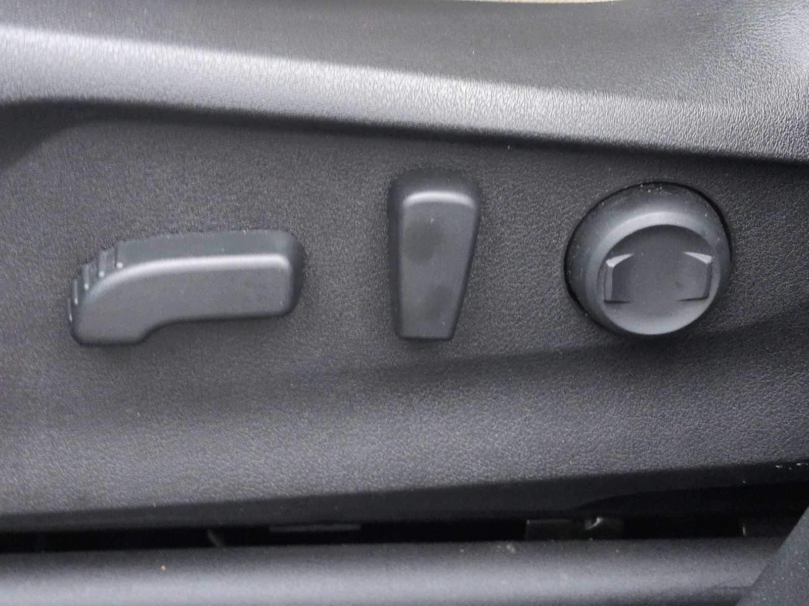 Thumbnail: 2022 Subaru Ascent - 18