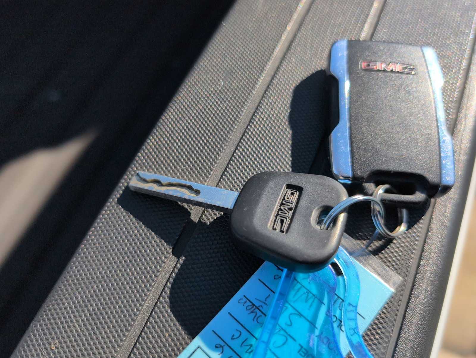 Thumbnail: 2016 GMC Canyon - 34