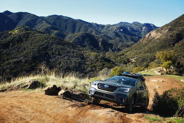 2020 outback on trail 2020 outback climbing a mountain trail