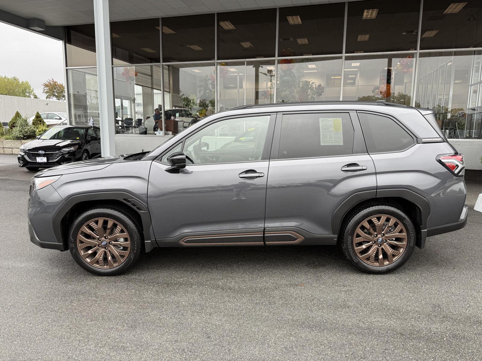 2025 Subaru Forester Sport photo 2