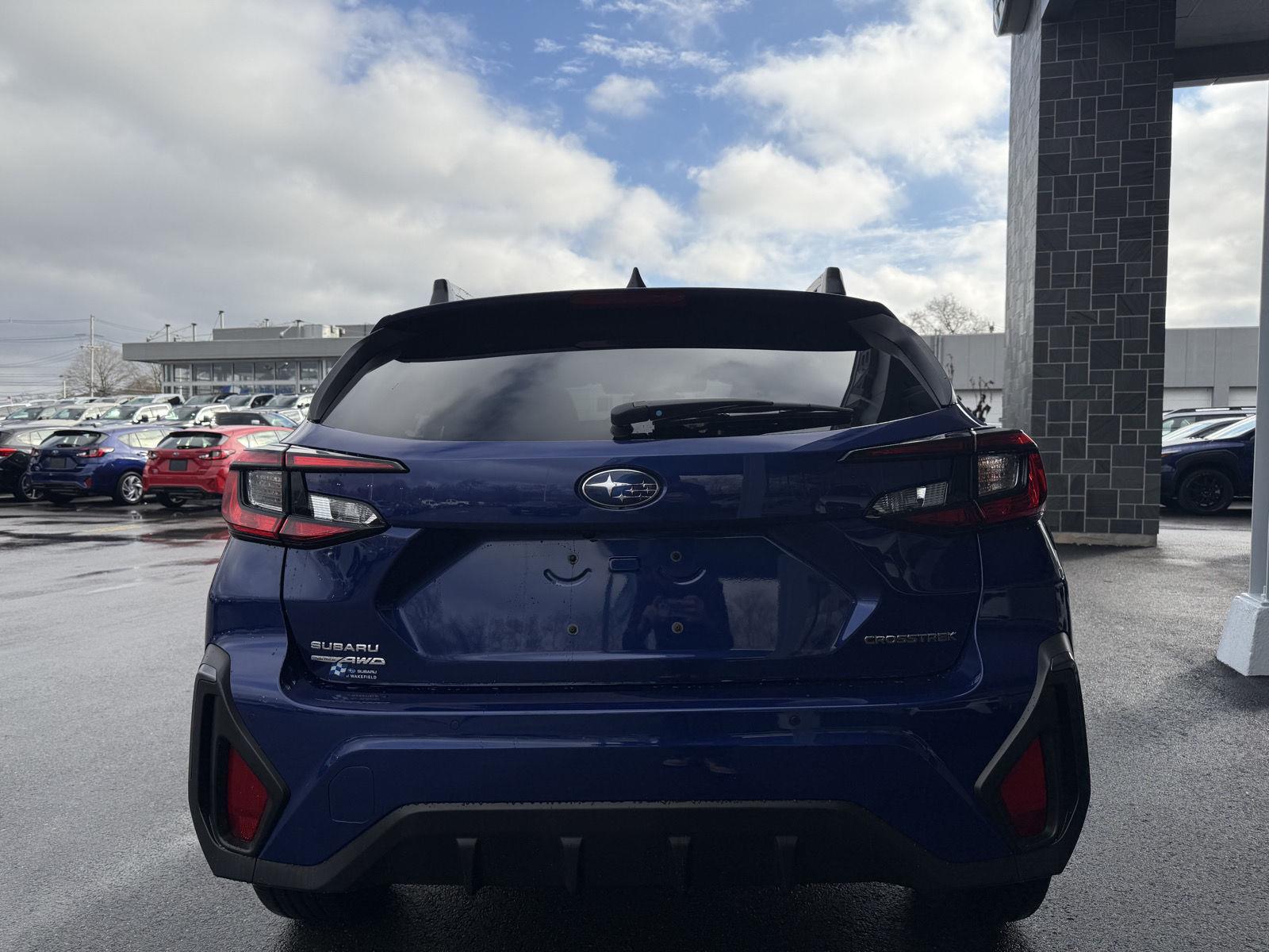 2025 Subaru Crosstrek Limited photo 4