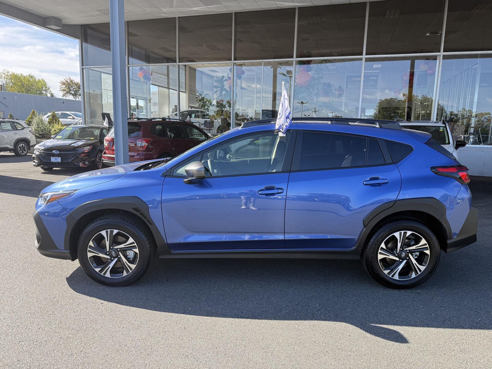 2025 Subaru Crosstrek Premium photo 2