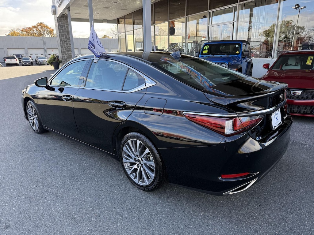 Used 2021 Lexus ES ES 350 Sedan