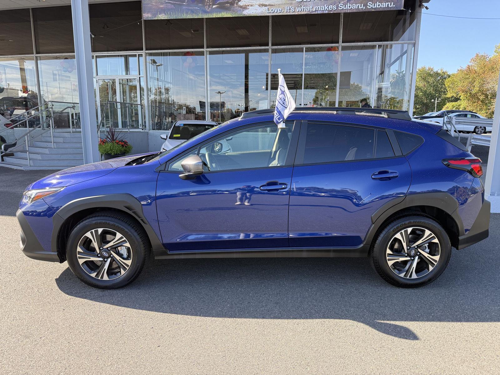 2025 Subaru Crosstrek Premium photo 2
