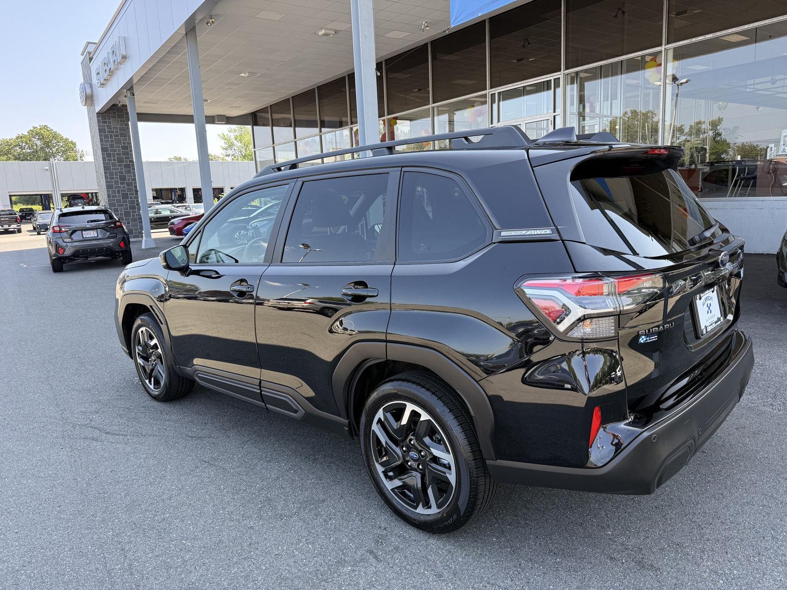 2025 Subaru Forester Limited photo 2