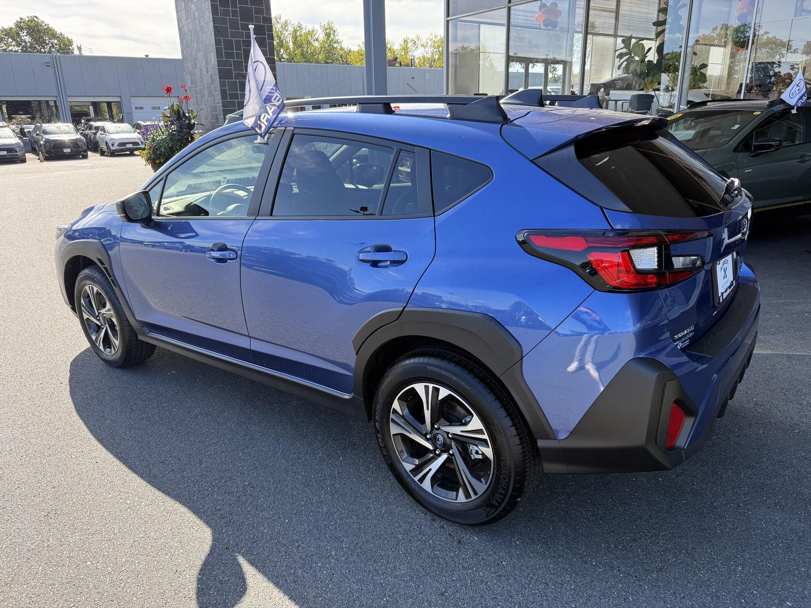 2025 Subaru Crosstrek Premium photo 3
