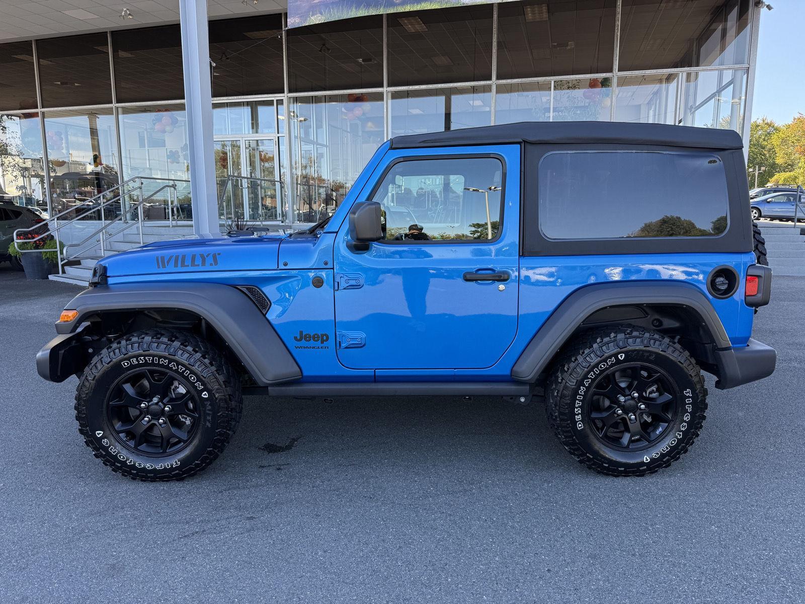 2022 Jeep Wrangler Willys photo 2