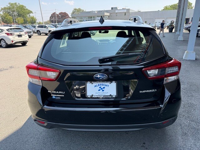 2022 Subaru Impreza Premium photo 4