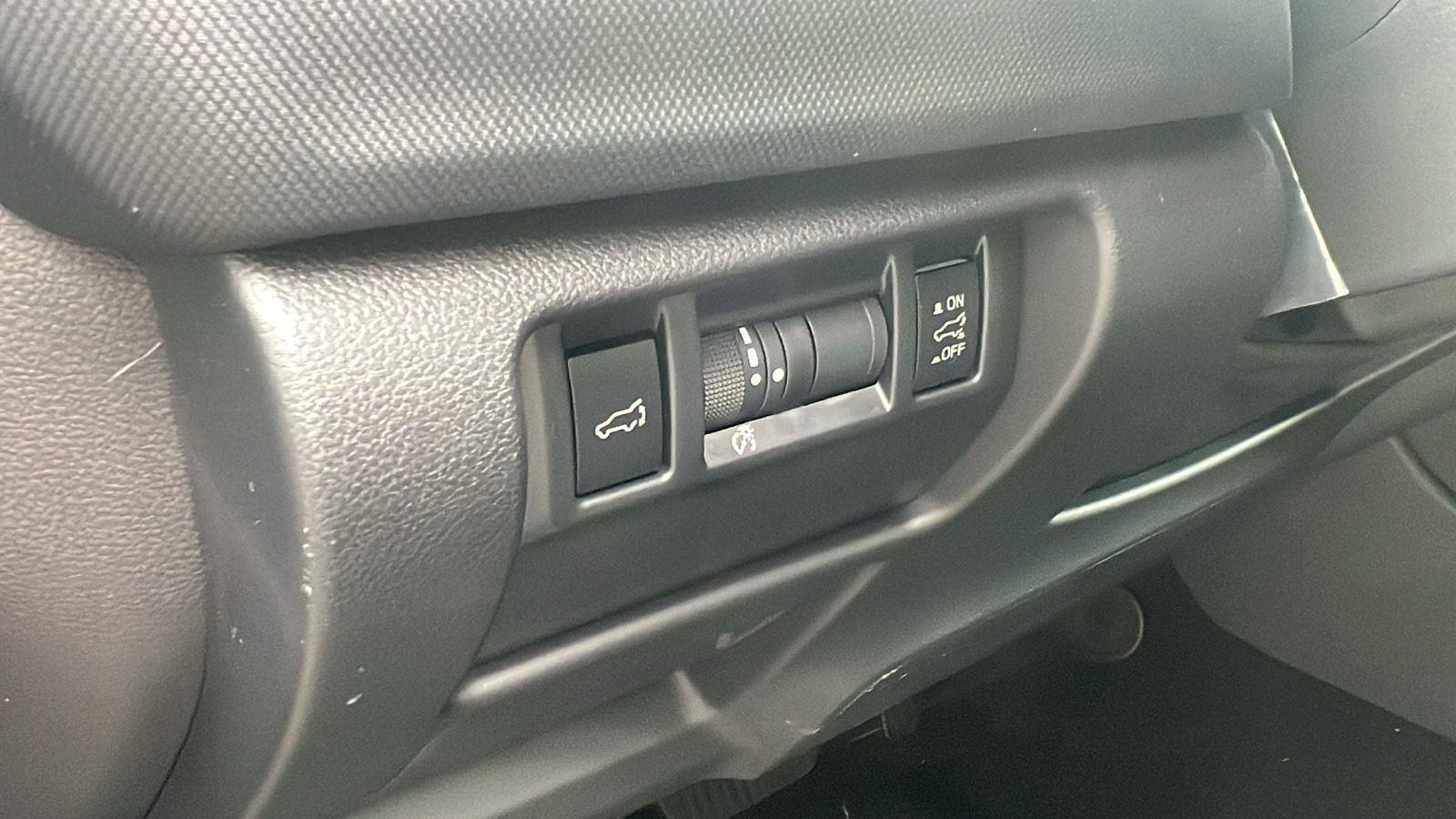 2026 Subaru Forester Premium - Photo 12