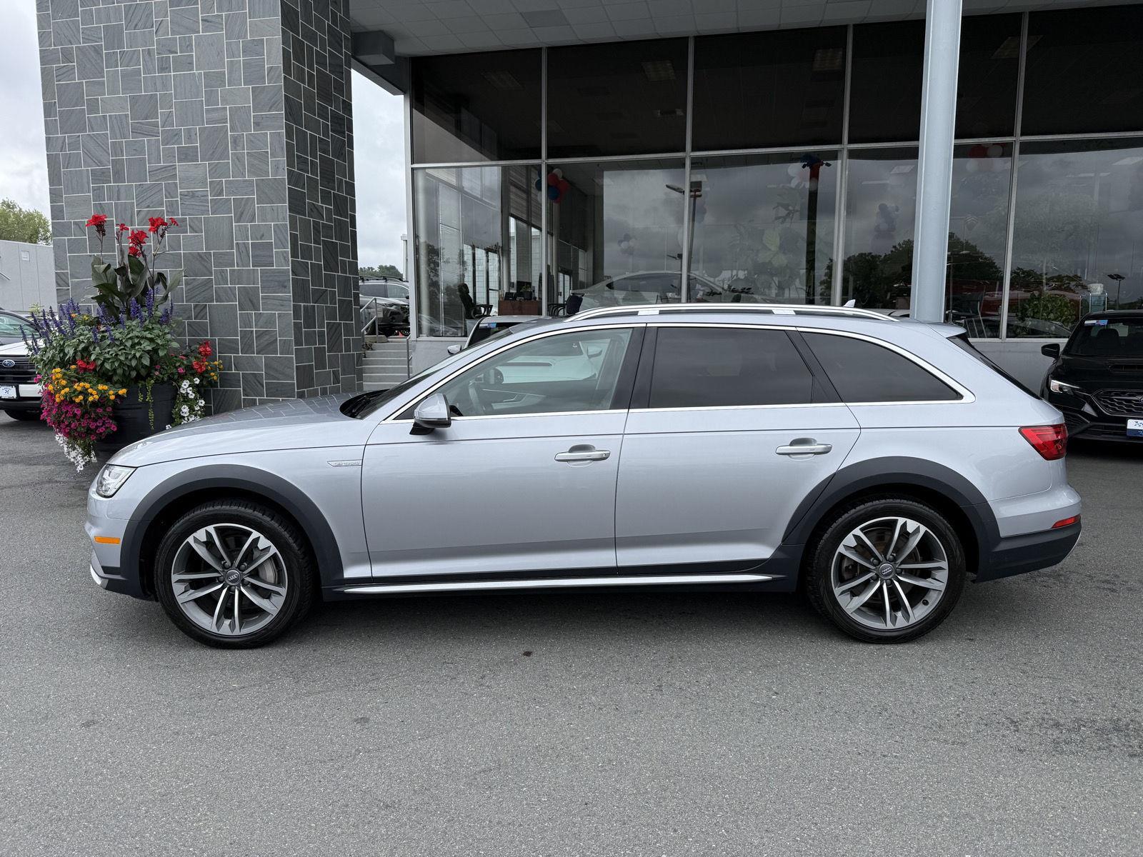 2017 Audi A4 Allroad Premium Plus photo 2
