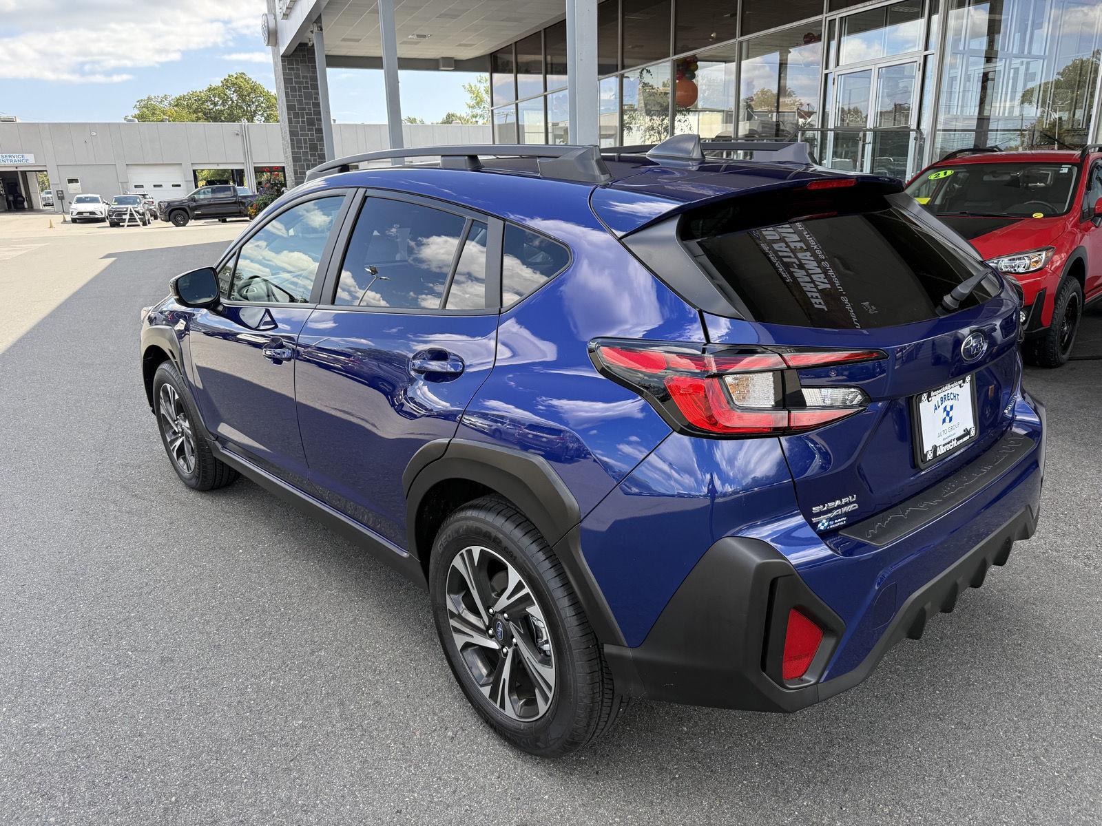 2025 Subaru Crosstrek Premium photo 3