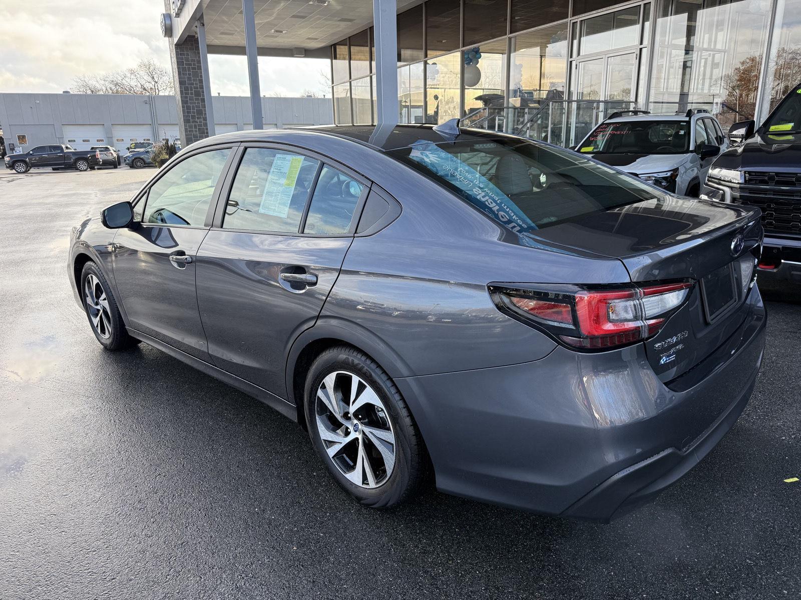 2025 Subaru Legacy Premium photo 3