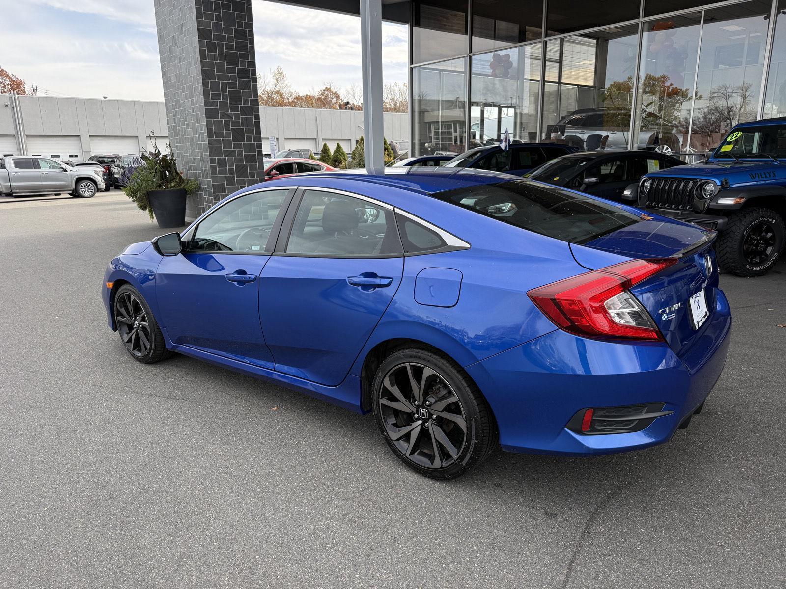 2020 Honda Civic Sport photo 3