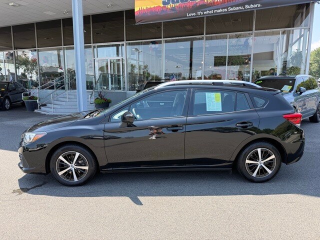 2022 Subaru Impreza Premium photo 2