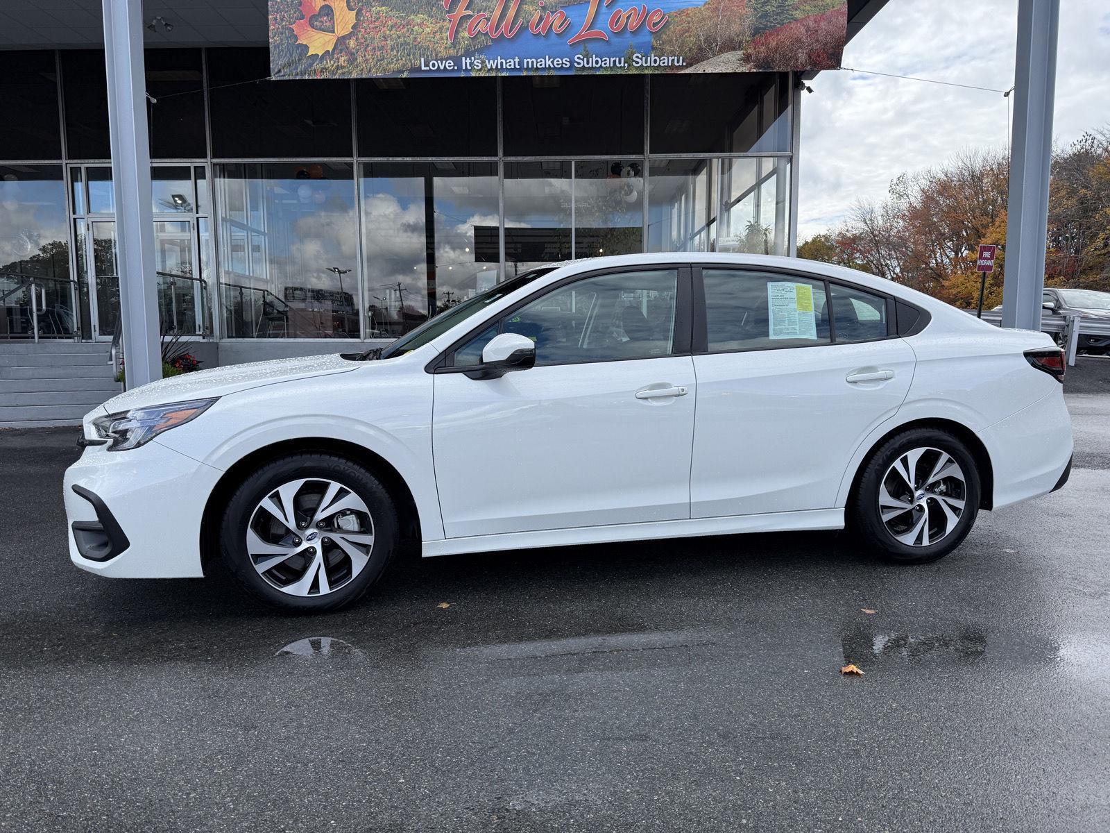 2025 Subaru Legacy Premium's photo