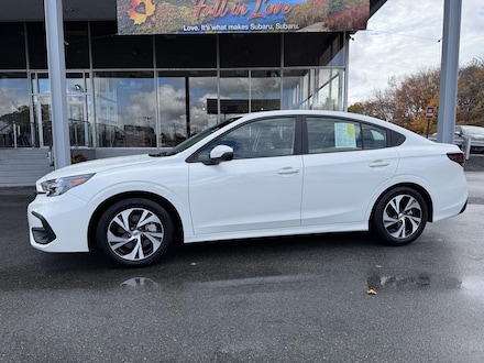 2025 Subaru Legacy Premium Sedan