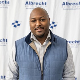 Staff member Kenneth Terry from ID_81612815cd3b