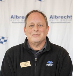 Staff member Jason Plante from ID_a03b8e39c9d0