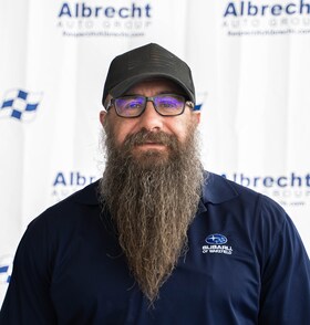 Staff member Joe Kleinowskis from ID_efde4e72b73a