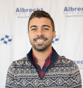 Staff member Alex Robbins from ID_81612815cd3b