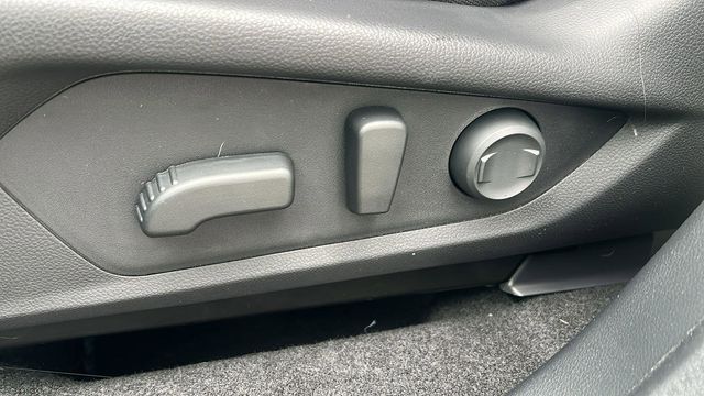 2026 Subaru Forester Premium - Photo 11