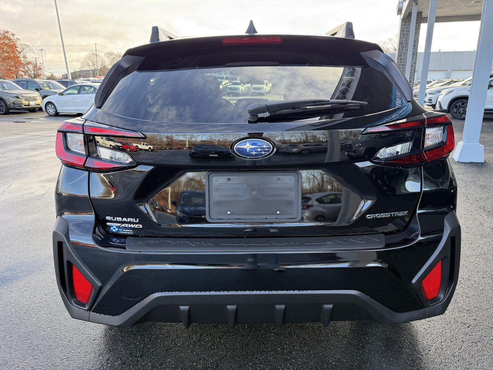 2025 Subaru Crosstrek Premium photo 4