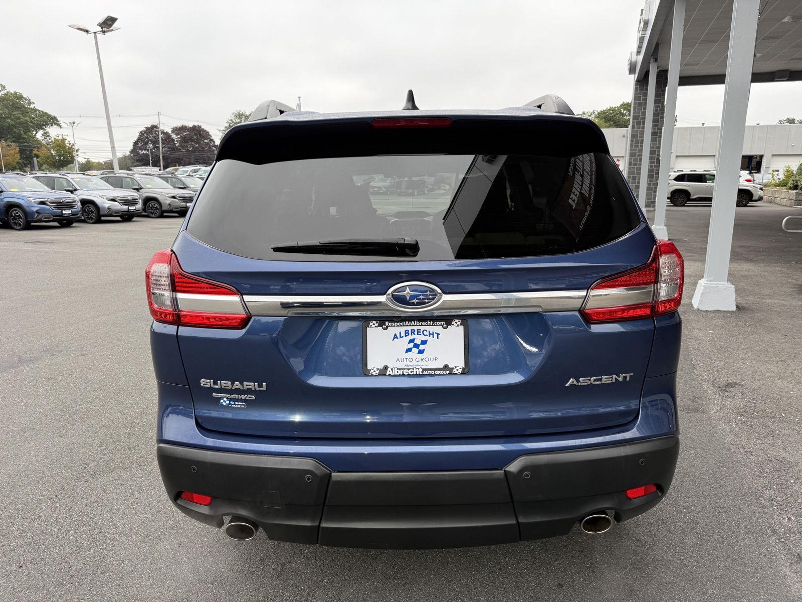 2022 Subaru Ascent Premium photo 4