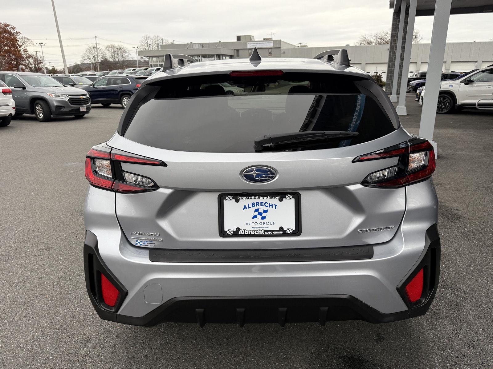 2024 Subaru Crosstrek Premium photo 3